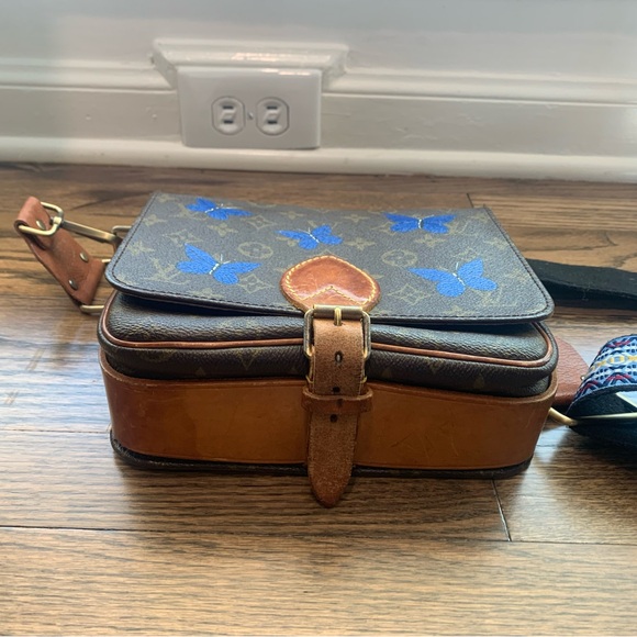 LOUIS VUITTON Vintage Cartouchiere Crossbody Bag - Picture 2 of 9